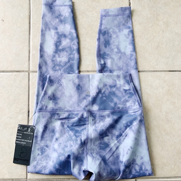90 Degree by Reflex Hi Rise TieDye 7/8 Legging - Picture 2 of 8